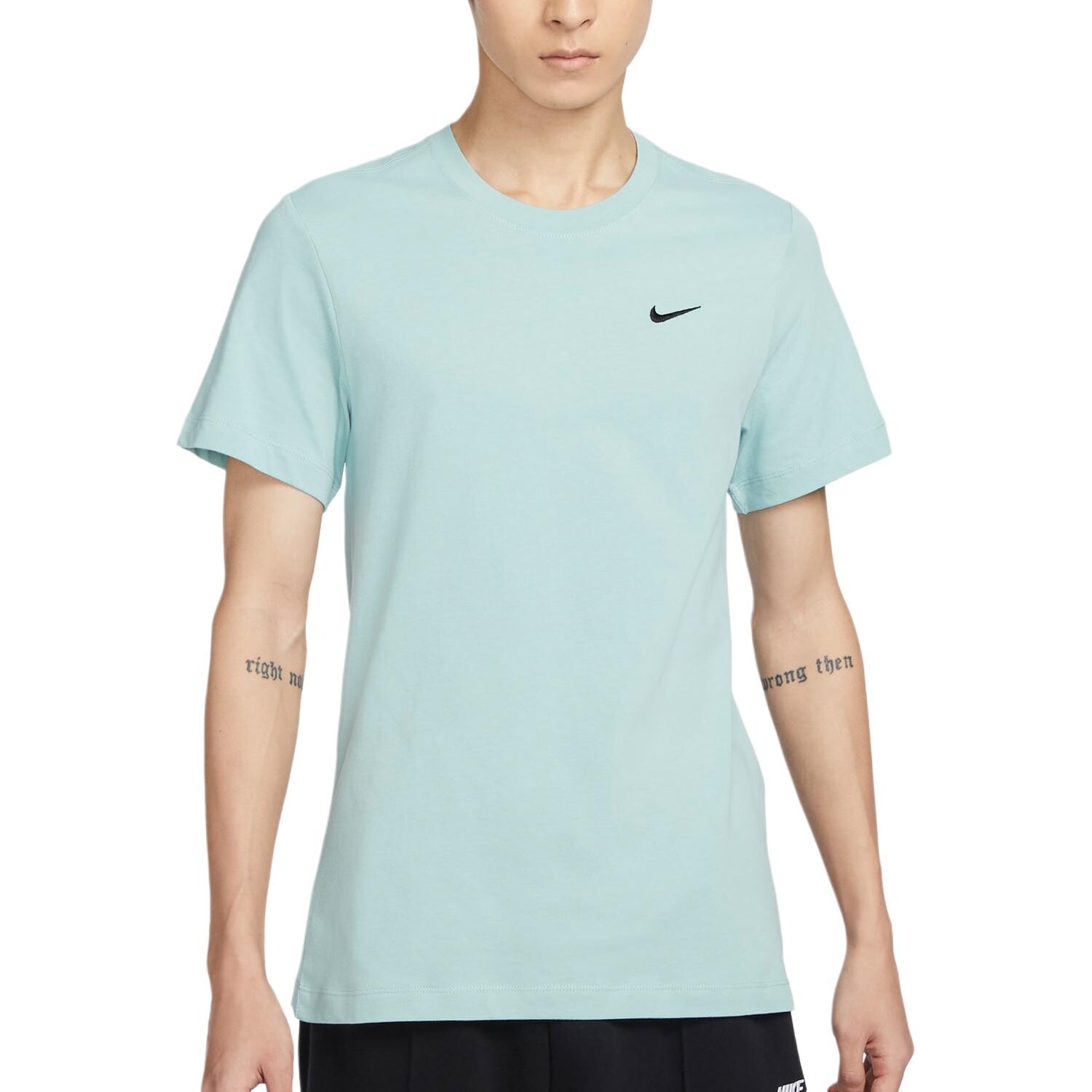 Футболка мужская светло-голубая Nike, светло-голубой
Футболка мужская светло-голубая Nike, светло-голубой