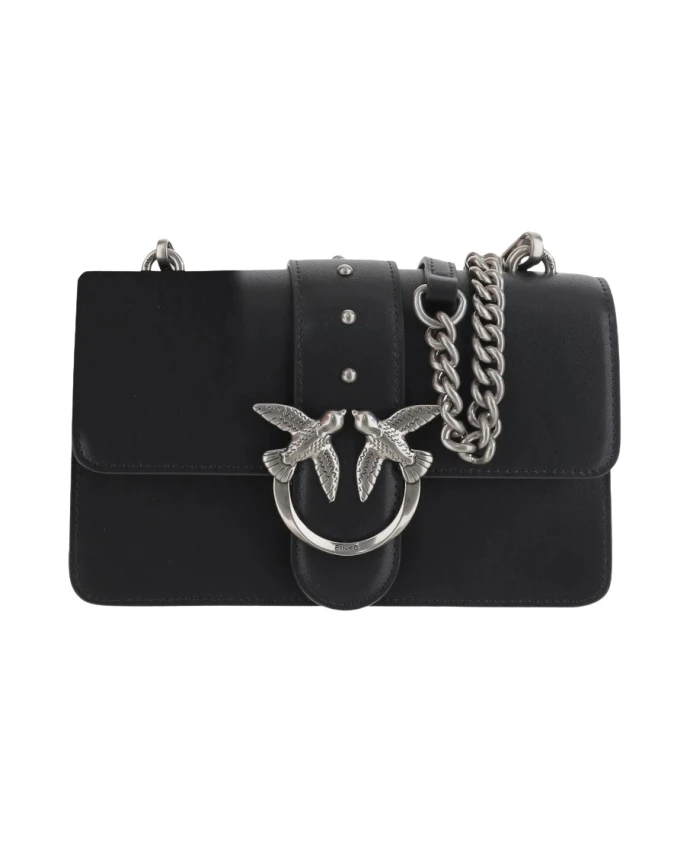 Кожаная сумка с клапаном, украшенная изображением влюбленных птичек. Pinko, черный
Кожаная сумка с клапаном, украшенная изображением влюбленных птичек. Pinko, черный