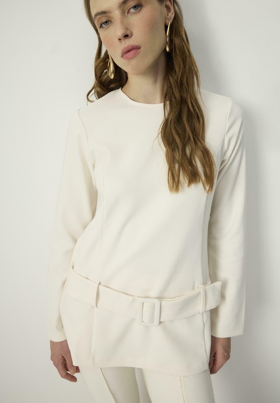 Блуза Touché Privé KEMERLİ , Cream/Beige
Блуза Touché Privé KEMERLİ , Cream/Beige