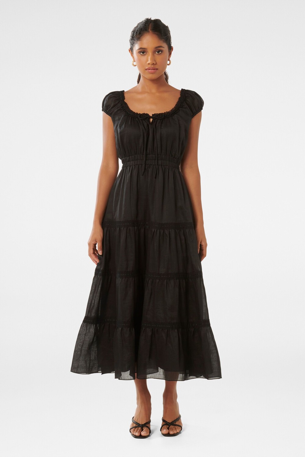 Платье миди с миниатюрной отделкой Tuscany Forever New, черный
Платье миди с миниатюрной отделкой Tuscany Forever New, черный