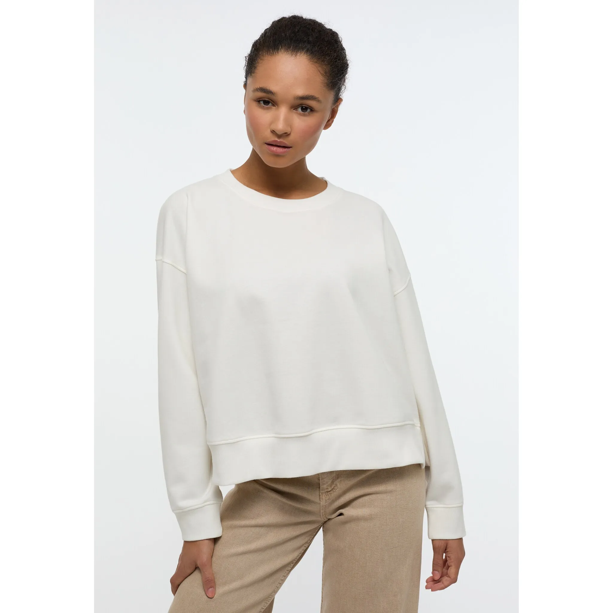 Этерна Толстовка Eterna, кремовый
Этерна Толстовка Eterna, кремовый