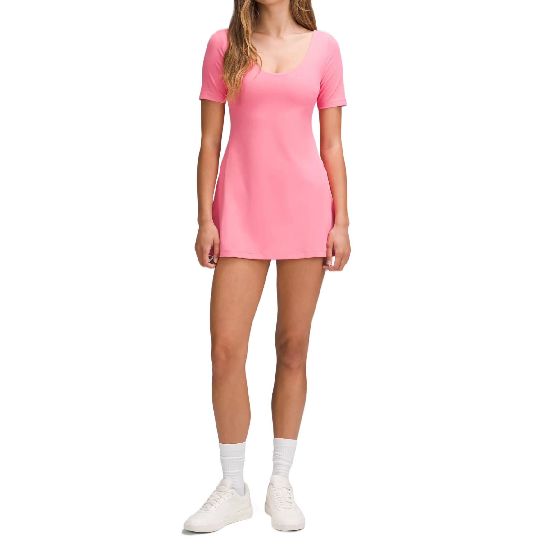 Выравнивающее короткое платье с короткими рукавами Lululemon, цвет вишневый розовый/SAKP
Выравнивающее короткое платье с короткими рукавами Lululemon, цвет вишневый розовый/SAKP