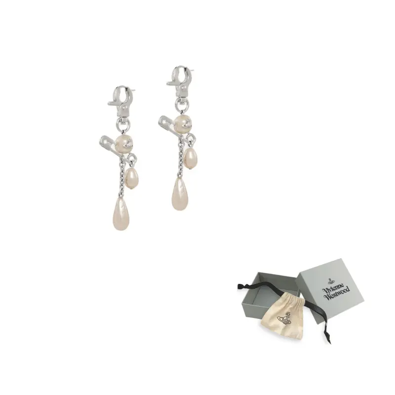 Длинные серьги Claude Vivienne Westwood
Длинные серьги Claude Vivienne Westwood