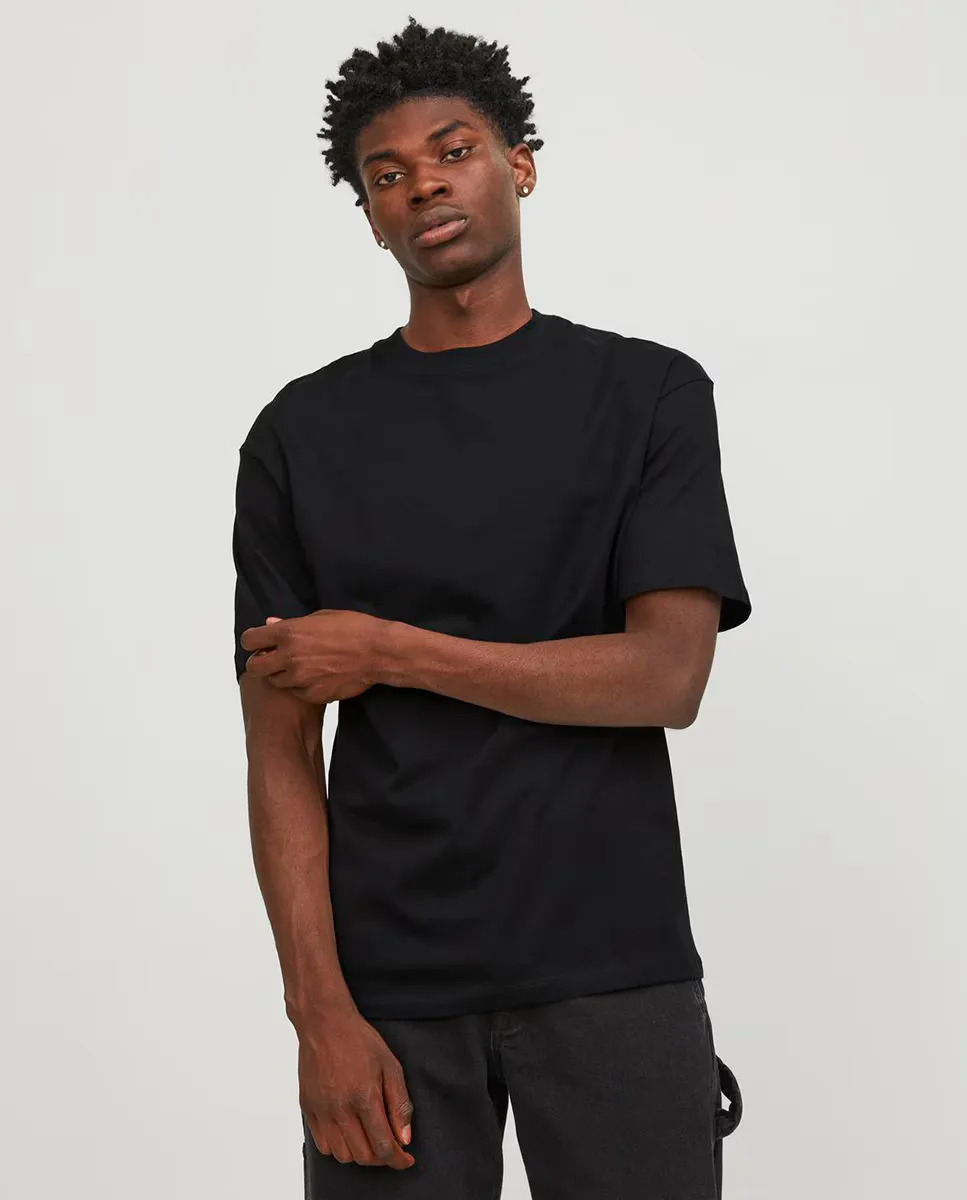 Мужская однотонная футболка с короткими рукавами и круглым вырезом Jack & Jones, чёрный
Мужская однотонная футболка с короткими рукавами и круглым вырезом Jack & Jones, чёрный