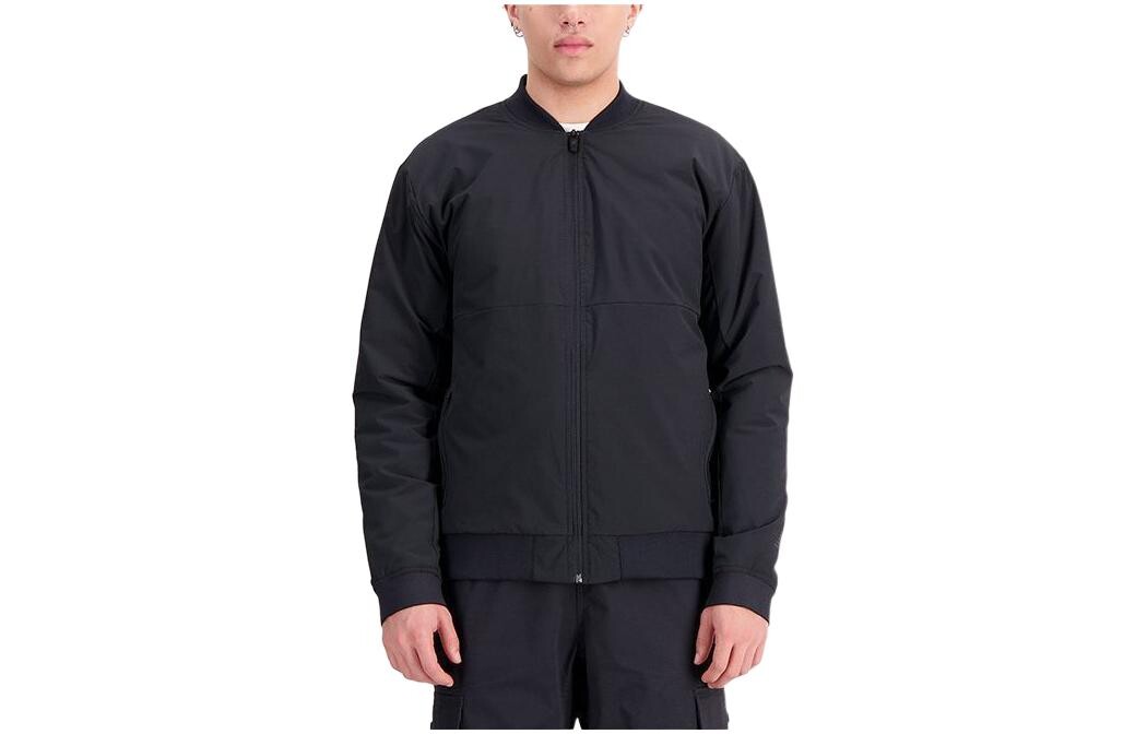 Стеганая куртка мужская черная New Balance, черный 
Стеганая куртка мужская черная New Balance, черный