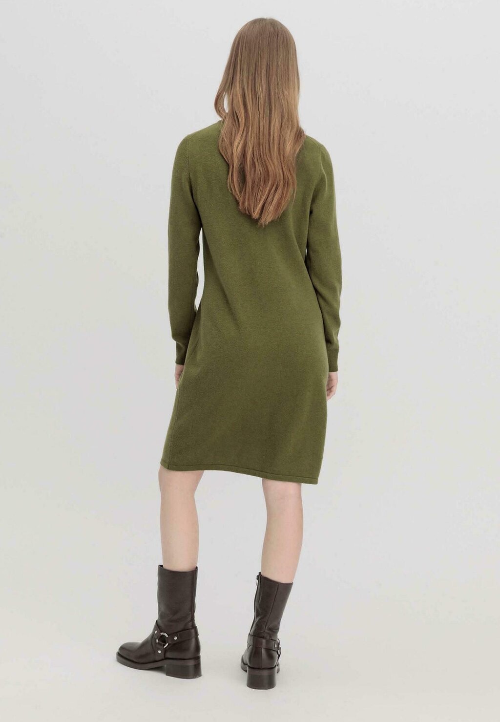 Платье-футляр hessnatur, зеленый
Платье-футляр hessnatur, зеленый