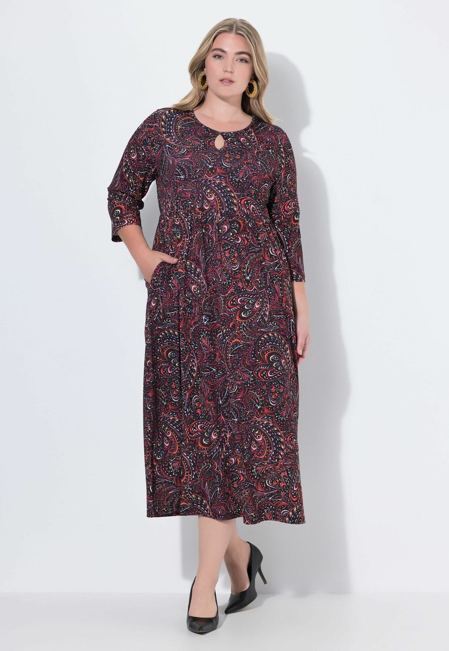 Платье Ulla Popken Jersey dress, Black
Платье Ulla Popken Jersey dress, Black