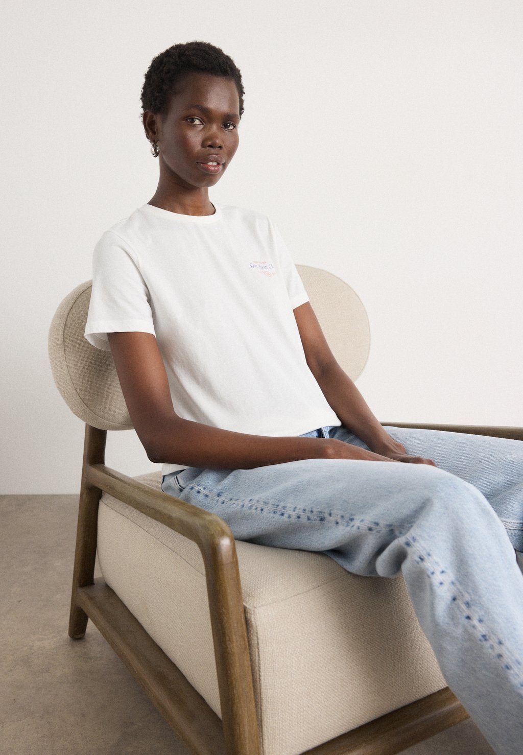 Футболка с принтом GRAPHIC GANT, слоновая кость
Футболка с принтом GRAPHIC GANT, слоновая кость