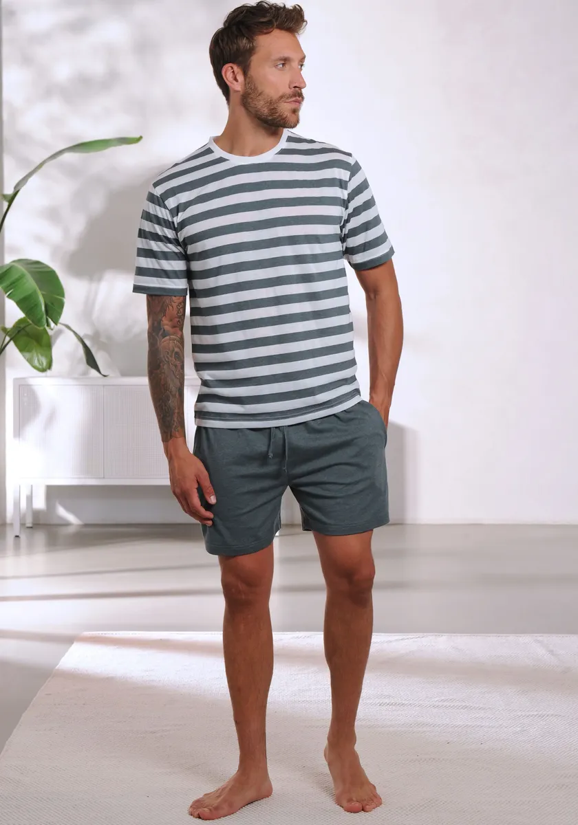 H.I.S Пижама "пижама мужские" (2 шт., 1 шт.), из смеси хлопка, зеленый
H.I.S Пижама "пижама мужские" (2 шт., 1 шт.), из смеси хлопка, зеленый