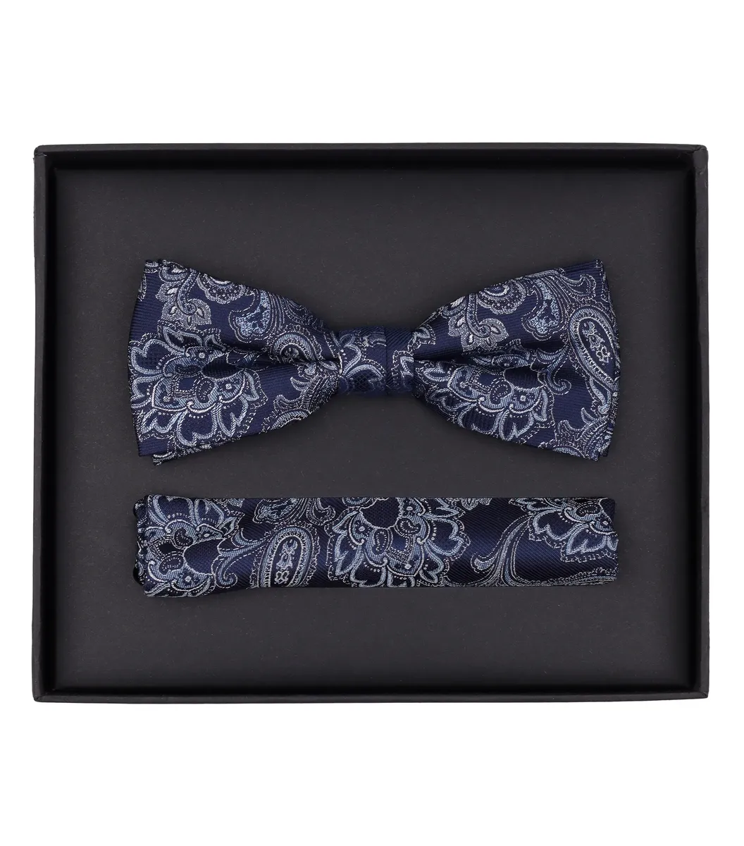 Галстук-бабочка VENTI "Комплект из галстука-бабочки и нагрудного платка VENTI с рисунком", синий
Галстук-бабочка VENTI "Комплект из галстука-бабочки и нагрудного платка VENTI с рисунком", синий