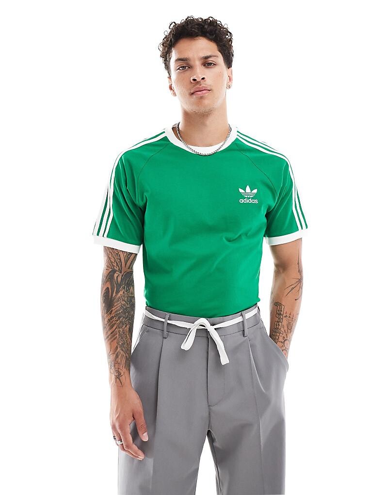 adidas Originals – Adicolor – Зеленая футболка
adidas Originals – Adicolor – Зеленая футболка