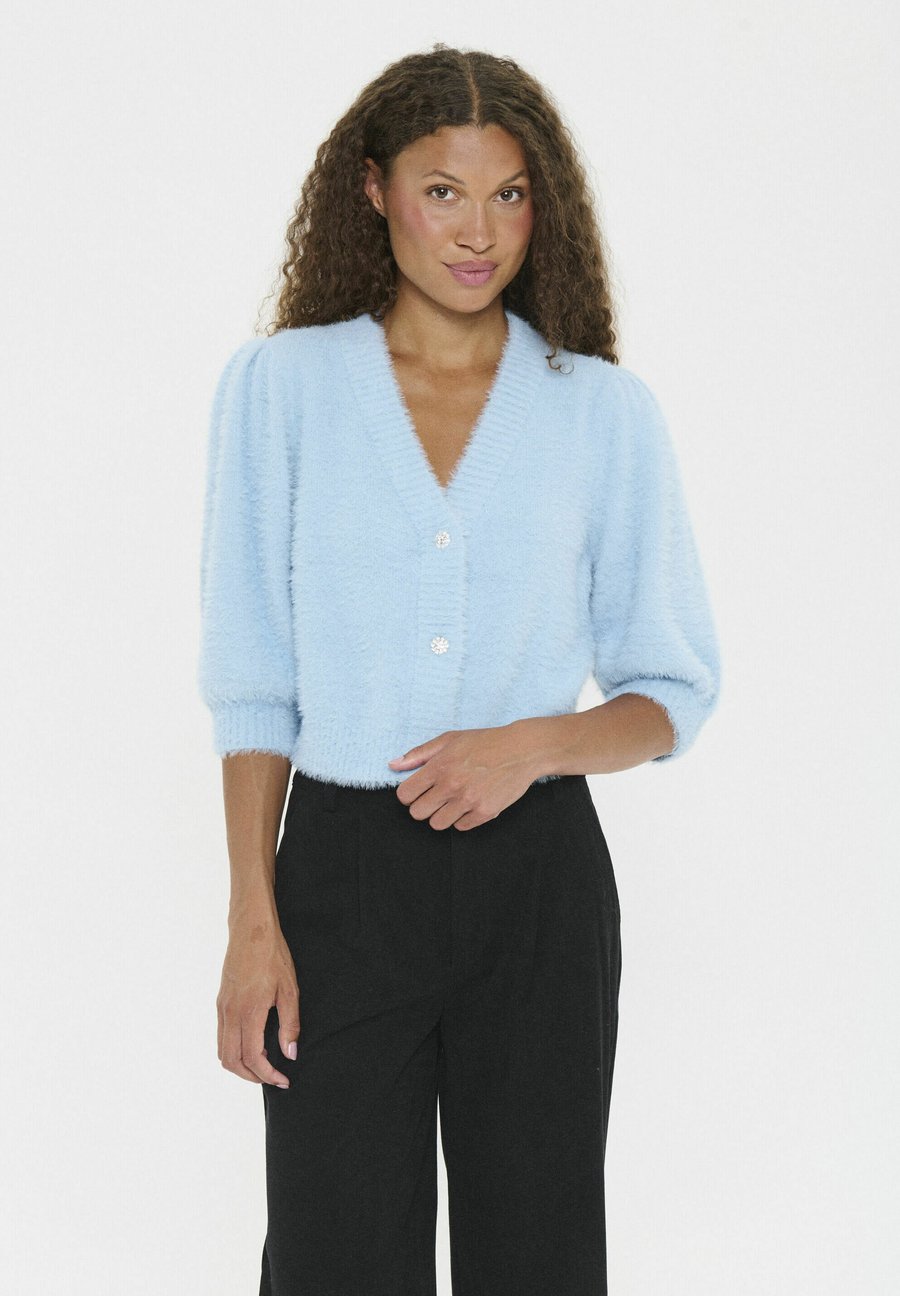 Кардиган Saint Tropez BANNISZ SS, Starlight Blue/Blue
Кардиган Saint Tropez BANNISZ SS, Starlight Blue/Blue