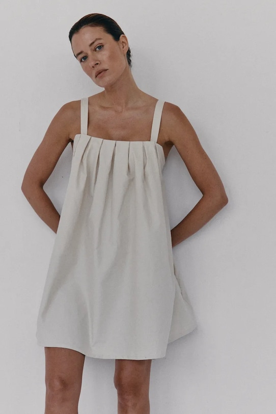 Платье JELLE Muuv., бежевый
Платье JELLE Muuv., бежевый