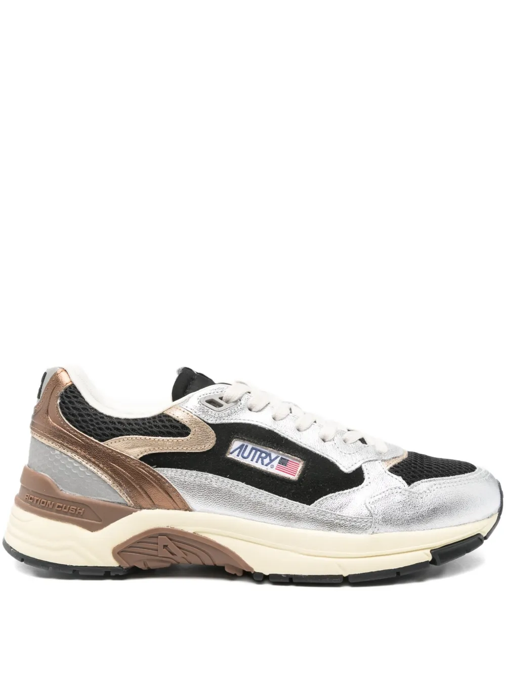 Кроссовки Hyperway с эффектом металлик AUTRY, черный
Кроссовки Hyperway с эффектом металлик AUTRY, черный