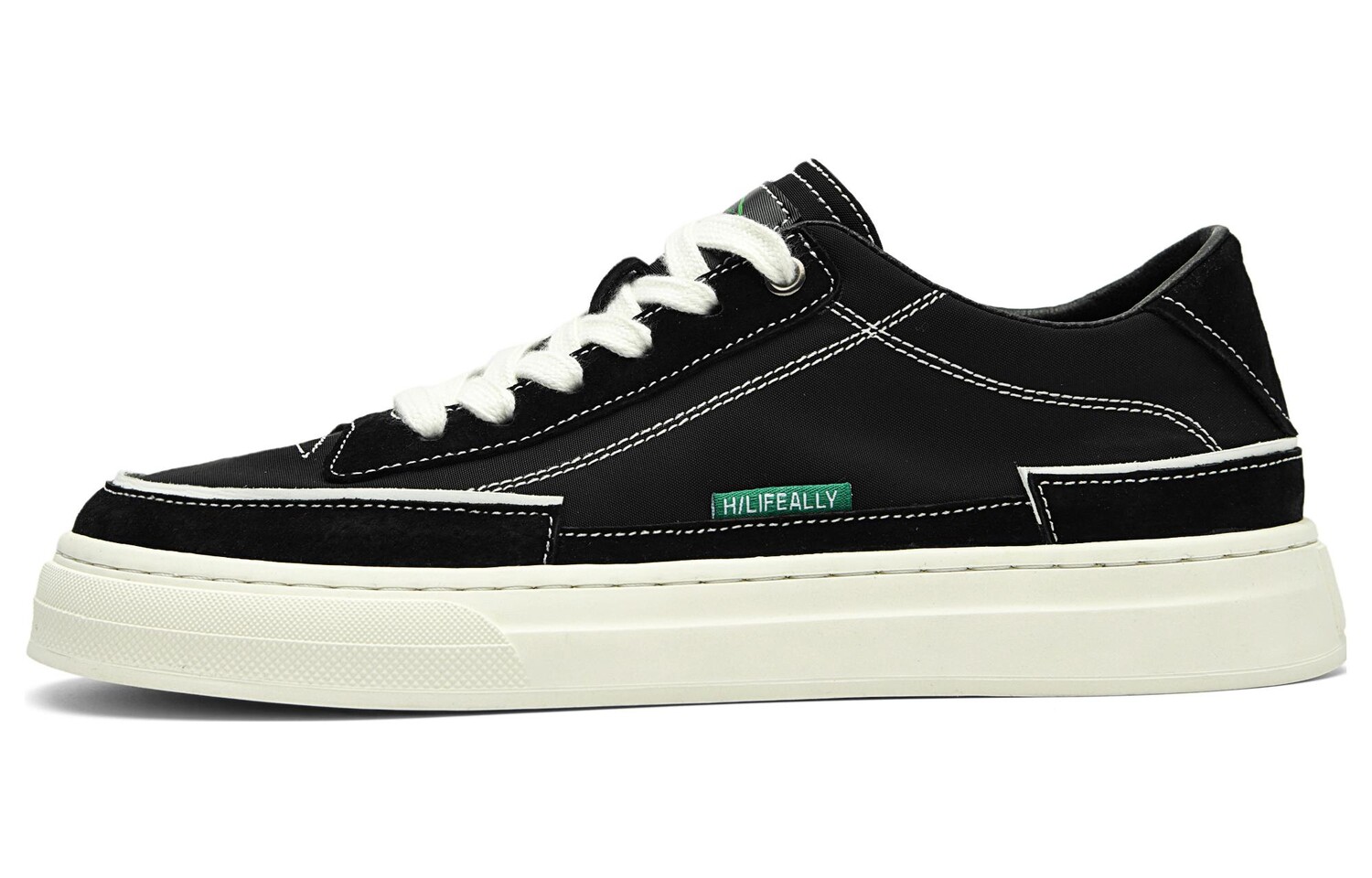 Кеды HLA Skateboard Shoes Men Low-Top
Кеды HLA Skateboard Shoes Men Low-Top