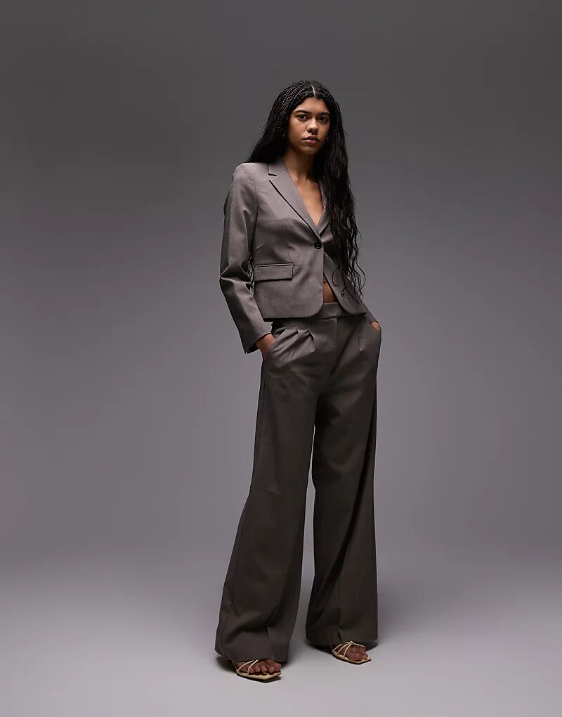 Широкие брюки Mango со складками спереди, коричневого цвета
Широкие брюки Mango со складками спереди, коричневого цвета