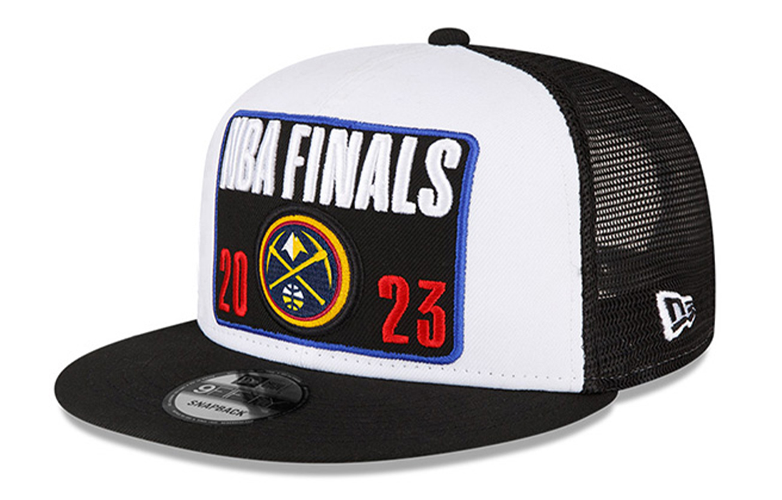 New Era Бейсболка унисекс белая, White
New Era Бейсболка унисекс белая, White