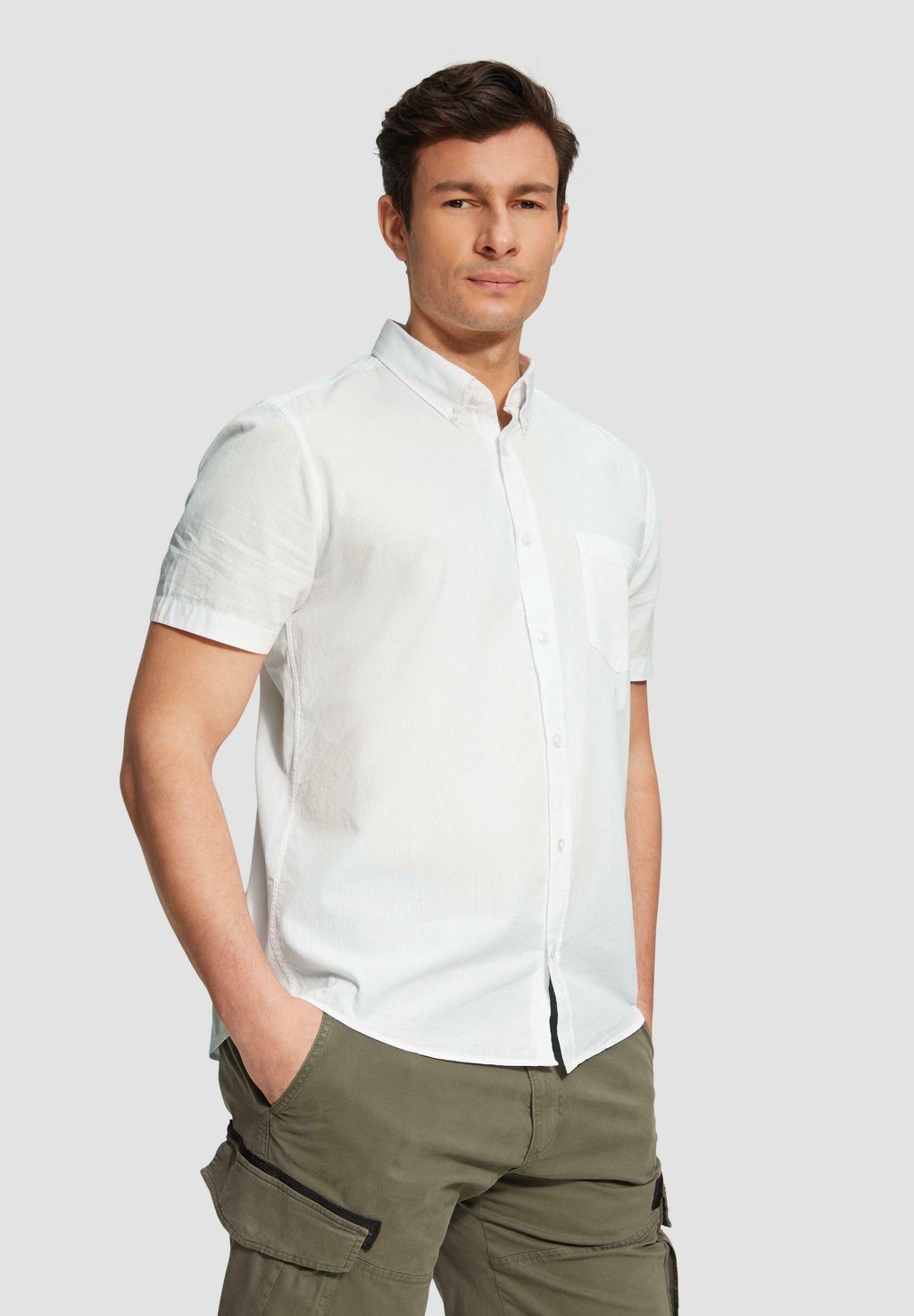 Рубашка KURZARM MIT WASCHUNG UND TAPE s.Oliver, белый
Рубашка KURZARM MIT WASCHUNG UND TAPE s.Oliver, белый