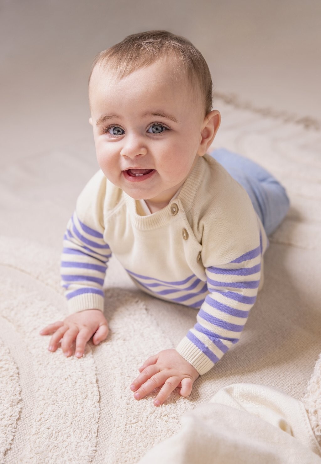 Свитер Stellou & friends, weiß
Свитер Stellou & friends, weiß