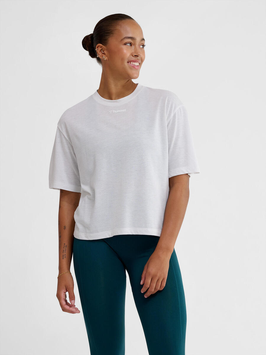 Футболка Hmlmt Vanja Multisport Women HUMMEL
Футболка Hmlmt Vanja Multisport Women HUMMEL