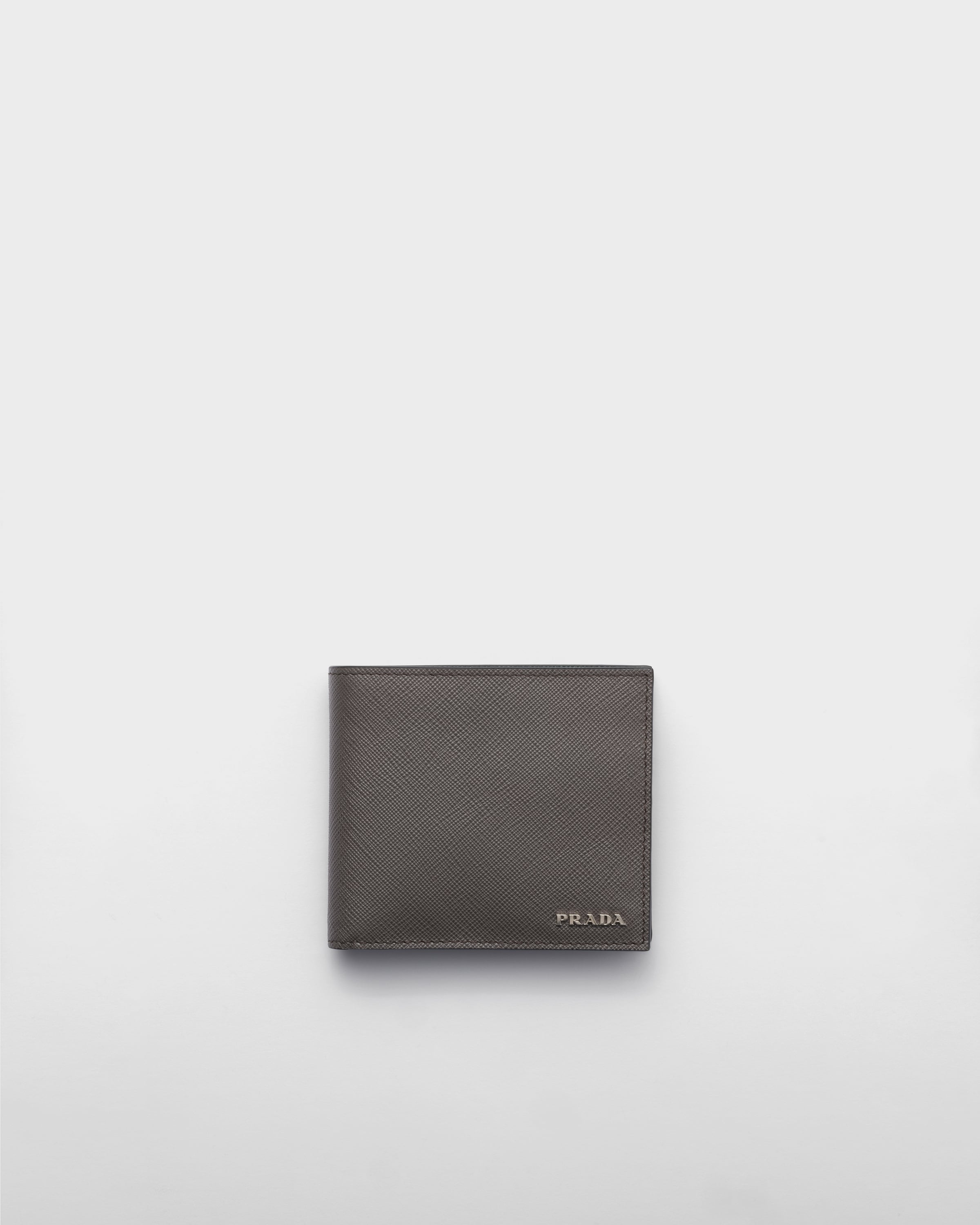 Кошелек из сафьяновой кожи с монетницей Prada, зеленый
Кошелек из сафьяновой кожи с монетницей Prada, зеленый