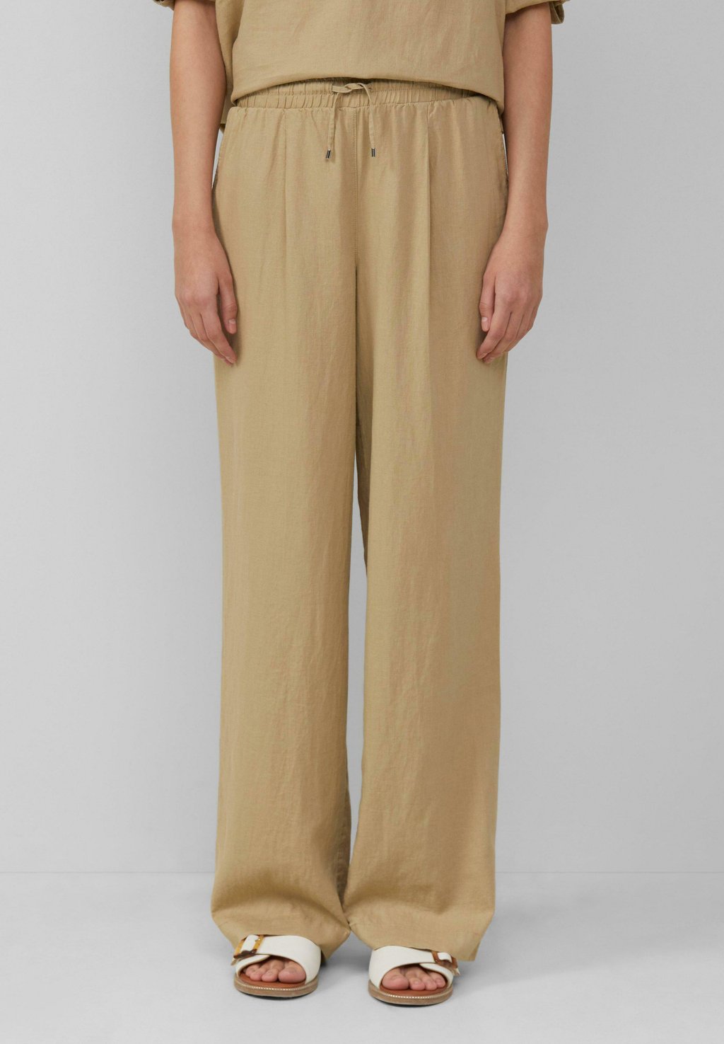 Брюки WIDE-LEG s.Oliver, светло-коричневый
Брюки WIDE-LEG s.Oliver, светло-коричневый