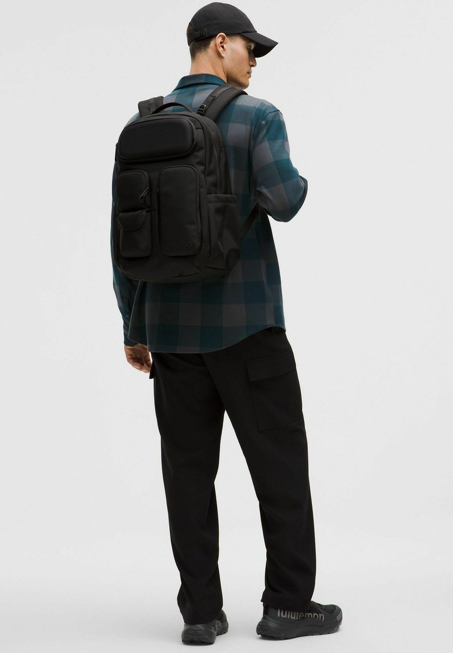 Рюкзак lululemon Backpack, Black Graphite Grey/Black
Рюкзак lululemon Backpack, Black Graphite Grey/Black