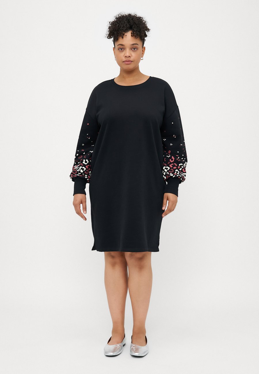 Платье ONLY Carmakoma CARBROOKE O NECK DRESS, Black
Платье ONLY Carmakoma CARBROOKE O NECK DRESS, Black