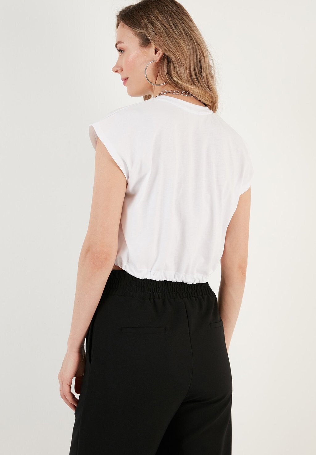 Футболка с принтом REGULAR FIT LELA, белый
Футболка с принтом REGULAR FIT LELA, белый