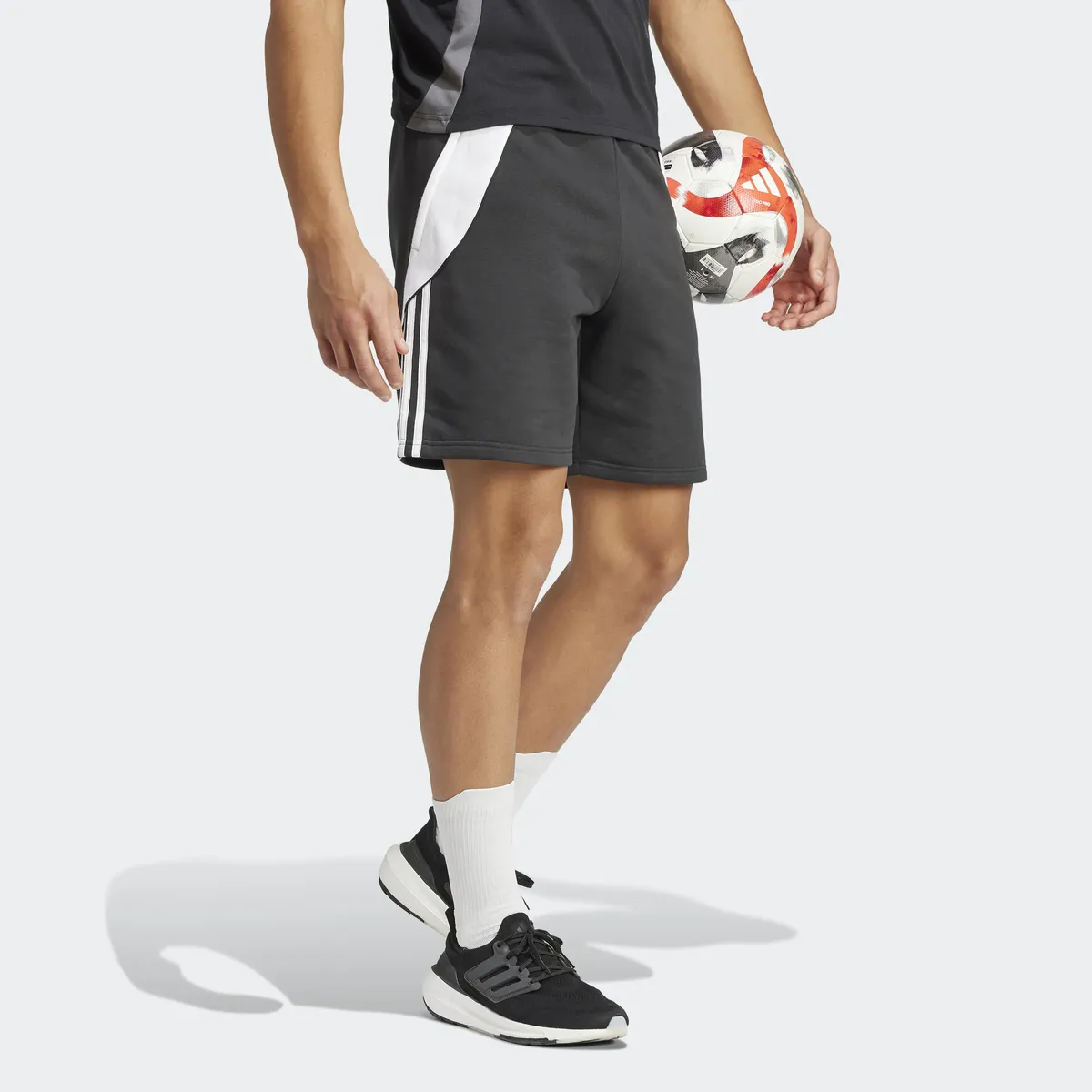 Шорты для тренировок adidas Performance "TIRO24 SWSHO" (1 шт.), белый
Шорты для тренировок adidas Performance "TIRO24 SWSHO" (1 шт.), белый