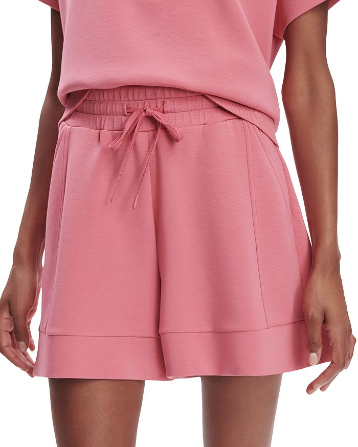 Атласные шорты с высокой посадкой Atrium High Rise Varley, розовый
Атласные шорты с высокой посадкой Atrium High Rise Varley, розовый