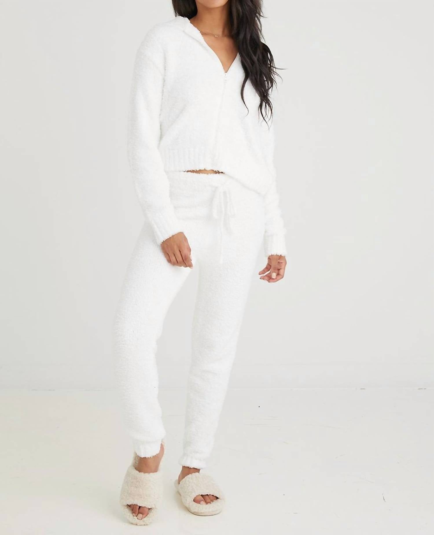 Свитер Джоггеры In Winter White Bella Dahl
Свитер Джоггеры In Winter White Bella Dahl