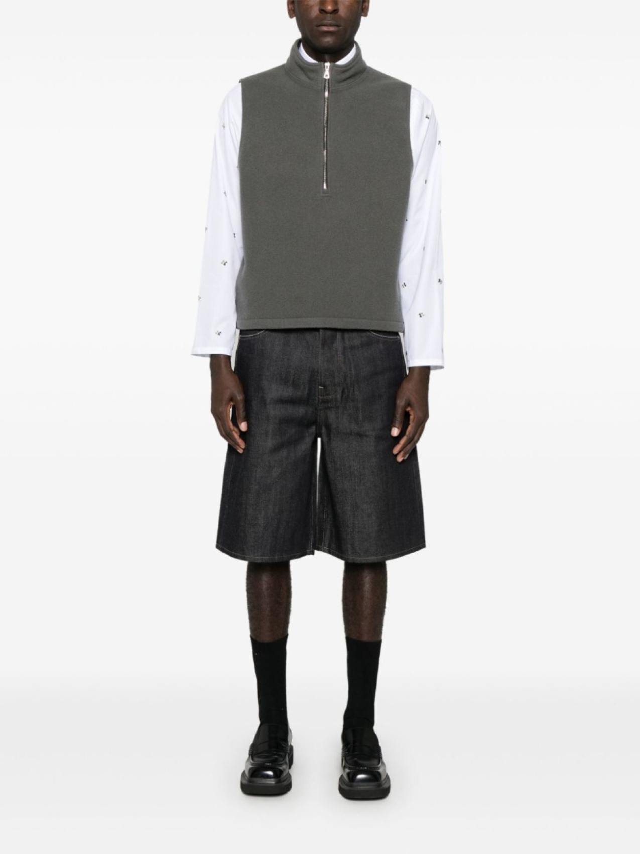 Jil Sander джинсовые шорты с необработанными краями, синий
Jil Sander джинсовые шорты с необработанными краями, синий