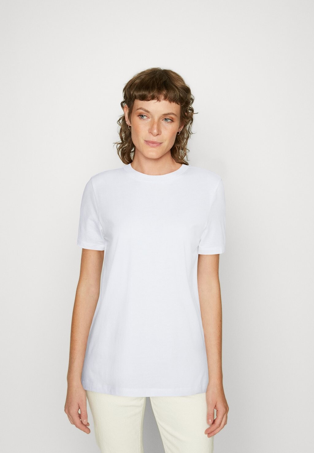 Базовая футболка Selected, белый
Базовая футболка Selected, белый