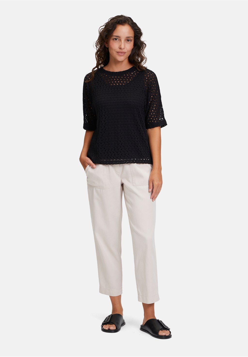 Брюки CASUAL MIT AUFGESETZTEN TASCHEN Betty & Co, бежевый
Брюки CASUAL MIT AUFGESETZTEN TASCHEN Betty & Co, бежевый