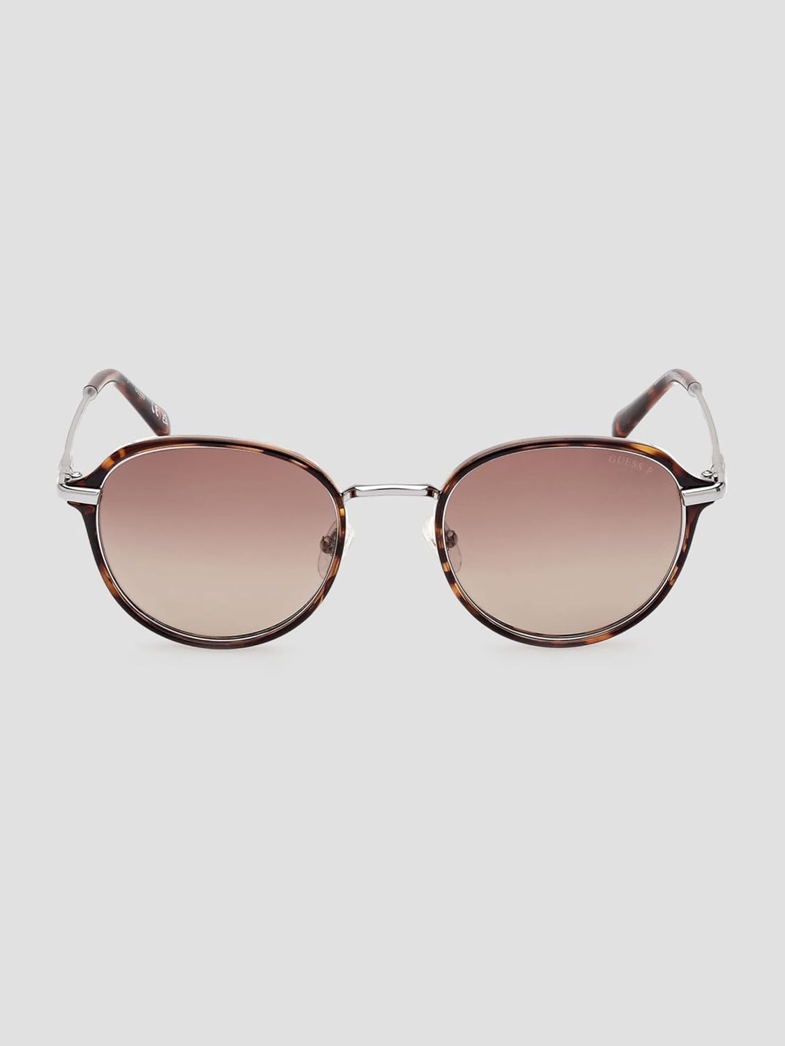 GUESS круглые солнцезащитные очки с пластиковой оправой и металлической перемычкой
GUESS круглые солнцезащитные очки с пластиковой оправой и металлической перемычкой