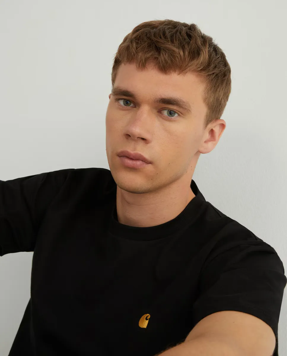 Мужская футболка с коротким рукавом Carhartt WIP, черный
Мужская футболка с коротким рукавом Carhartt WIP, черный