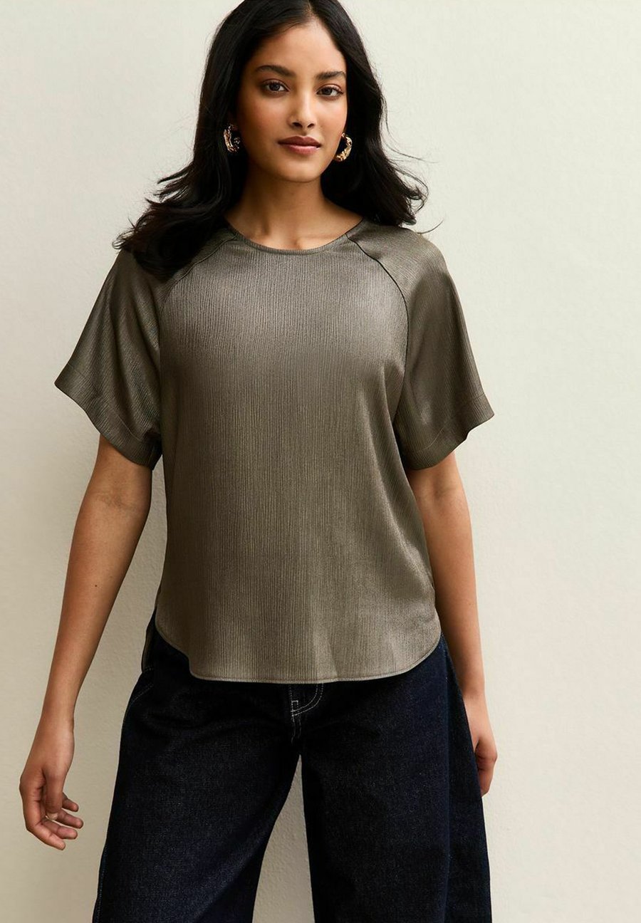 Блуза New Look CREW NECK, Pewter/Grey
Блуза New Look CREW NECK, Pewter/Grey