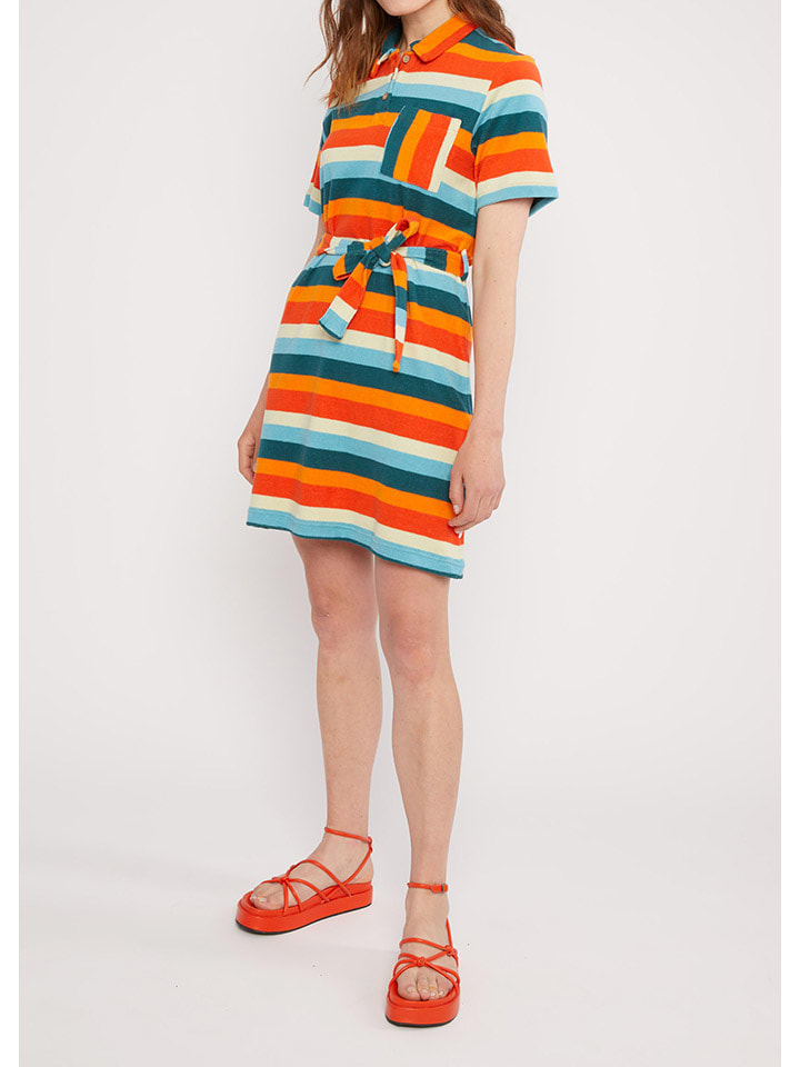 Короткое платье Blutsgeschwister
Короткое платье Blutsgeschwister