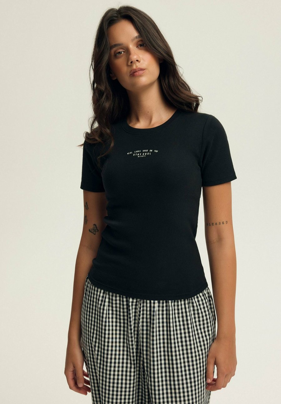 Футболка ESOTIQ LANN, Black, Черный, Футболка ESOTIQ LANN, Black
Футболка ESOTIQ LANN, Black, Черный, Футболка ESOTIQ LANN, Black