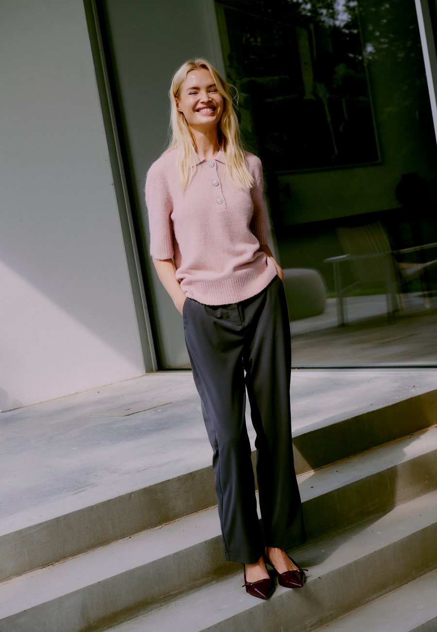 Поло b.young BMMMINNA POLO, Pale Mauve Melange/Light Pink
Поло b.young BMMMINNA POLO, Pale Mauve Melange/Light Pink