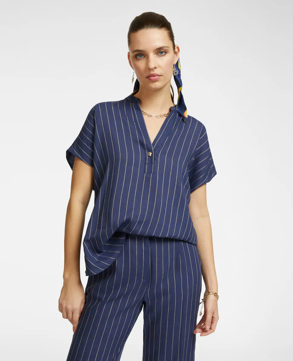 Женская блуза из льна и трикотажа с дипломатической полоской Elena Miró, синий
Женская блуза из льна и трикотажа с дипломатической полоской Elena Miró, синий