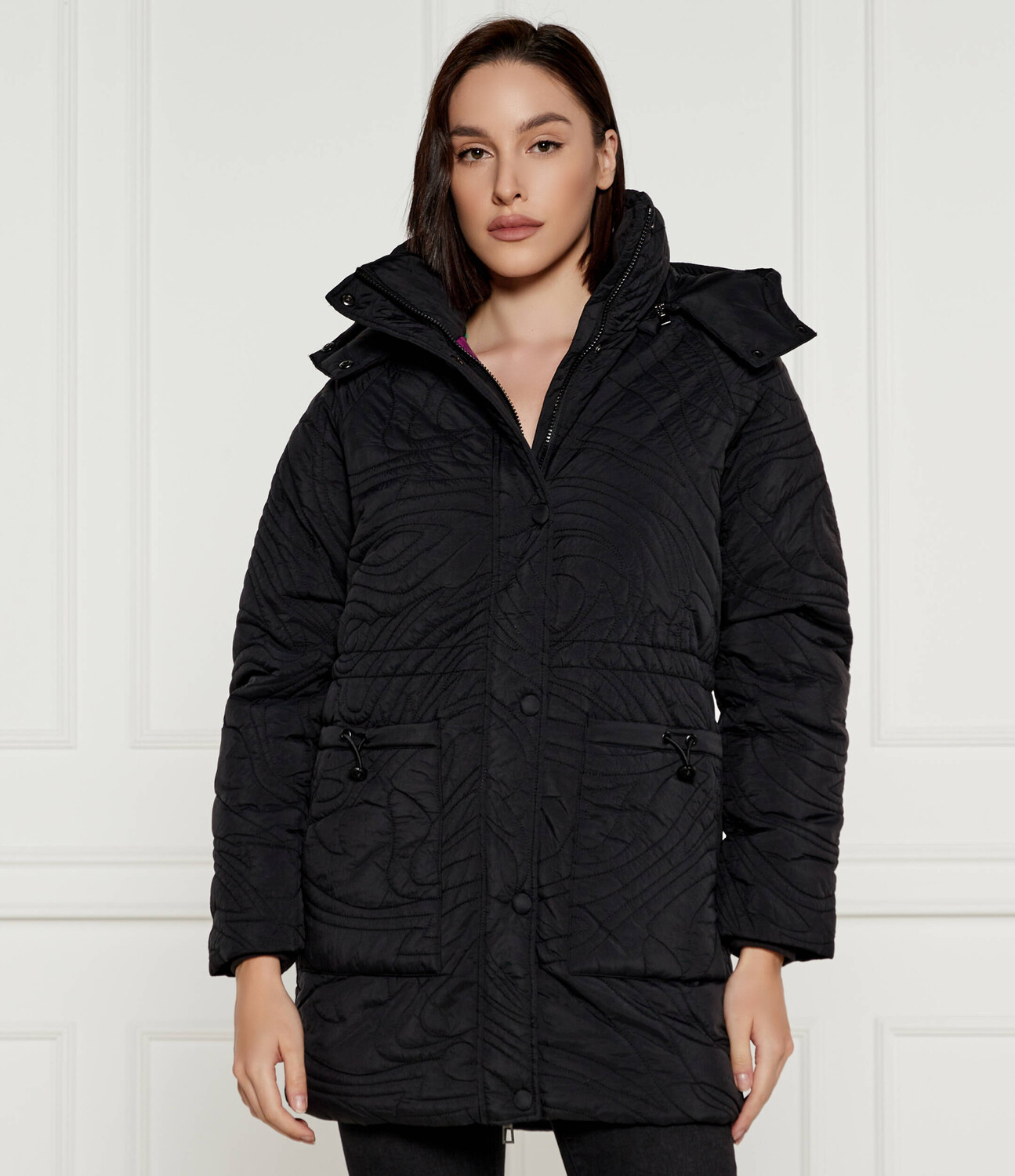 Куртка Desigual Padded_Aarhus Regular Fit, черный
Куртка Desigual Padded_Aarhus Regular Fit, черный