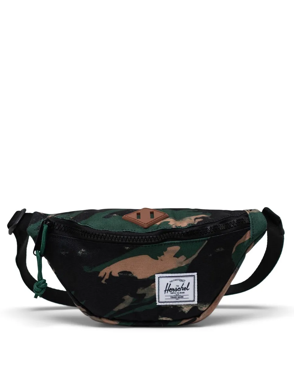 Детская унисекс поясная сумка на 1 литр из синей ткани Herschel, черный
Детская унисекс поясная сумка на 1 литр из синей ткани Herschel, черный