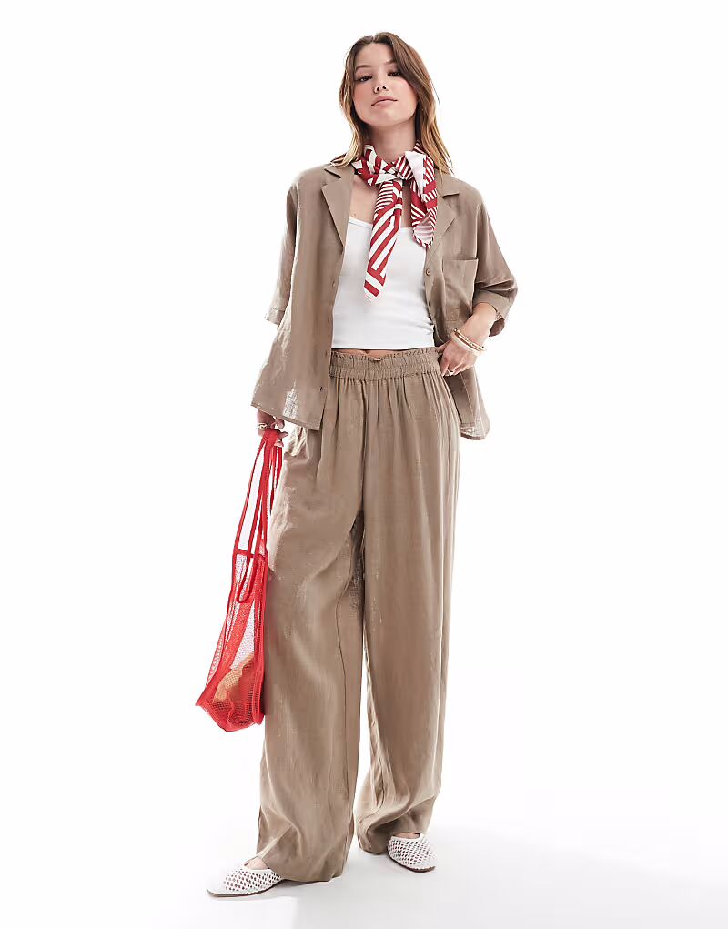 ONLY - Широкие брюки из льняной ткани коричневого цвета, в комплекте
ONLY - Широкие брюки из льняной ткани коричневого цвета, в комплекте