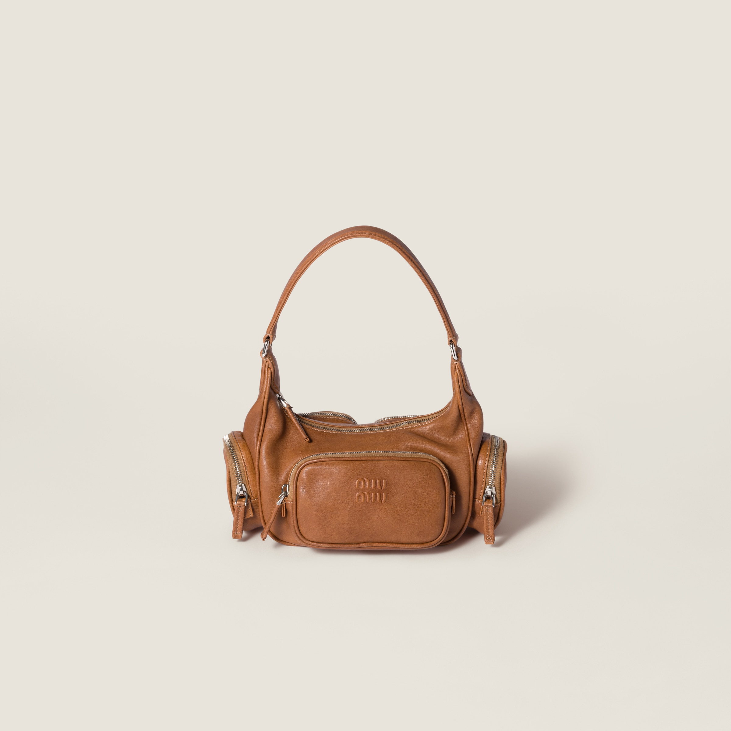 Сумка pocket из наппированной кожи MIU MIU, карамель
Сумка pocket из наппированной кожи MIU MIU, карамель
