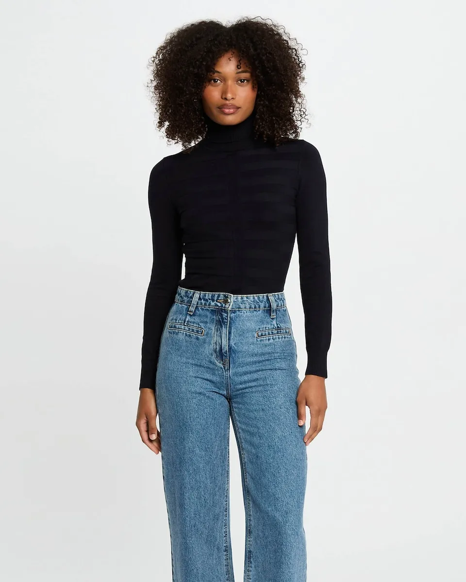 Женский свитер с высоким воротом Morgan, черный
Женский свитер с высоким воротом Morgan, черный