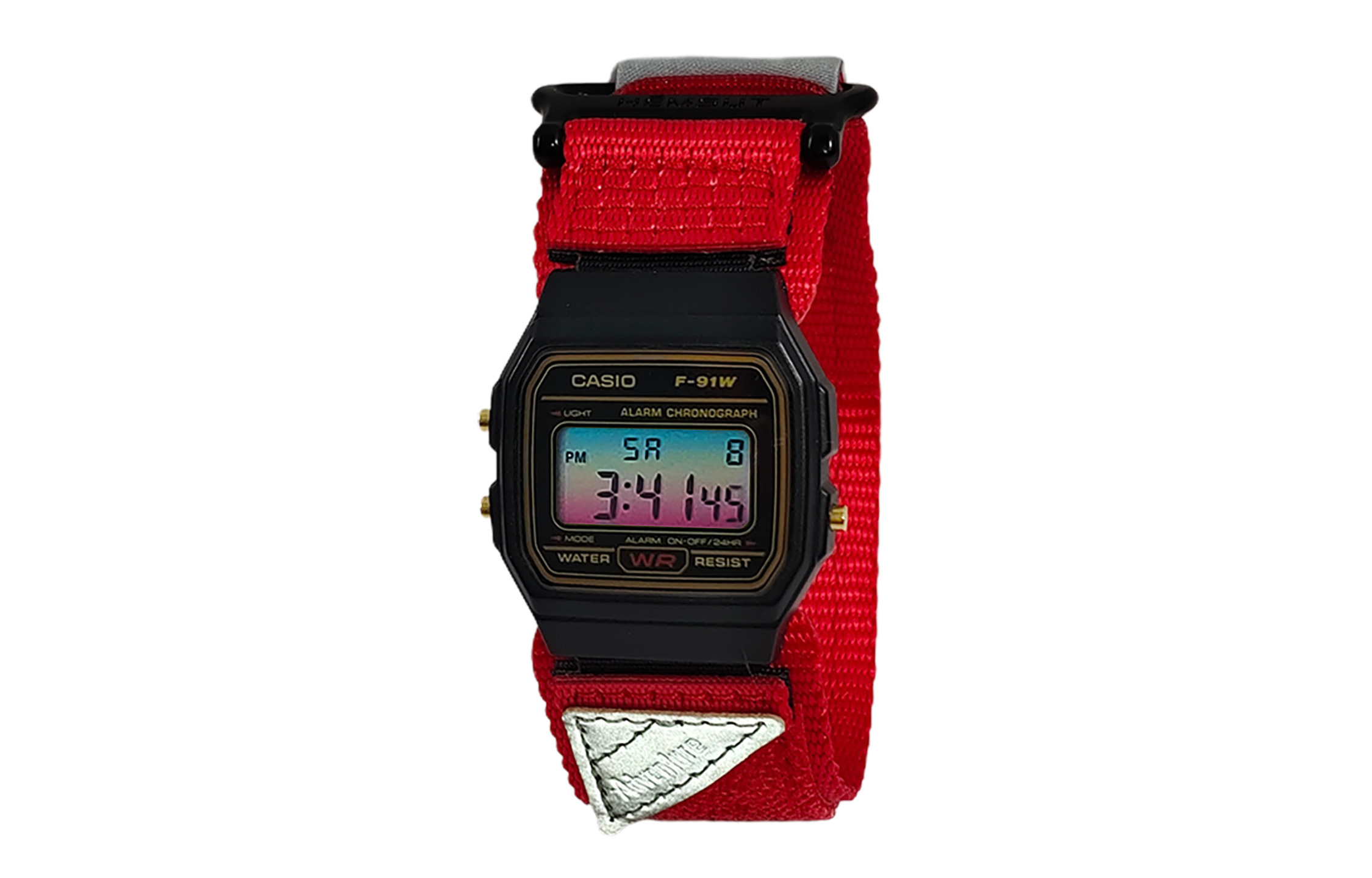 CASIO Мужские часы Retrofit Series с кварцевым механизмом и нейлоновым ремешком, черный циферблат
CASIO Мужские часы Retrofit Series с кварцевым механизмом и нейлоновым ремешком, черный циферблат