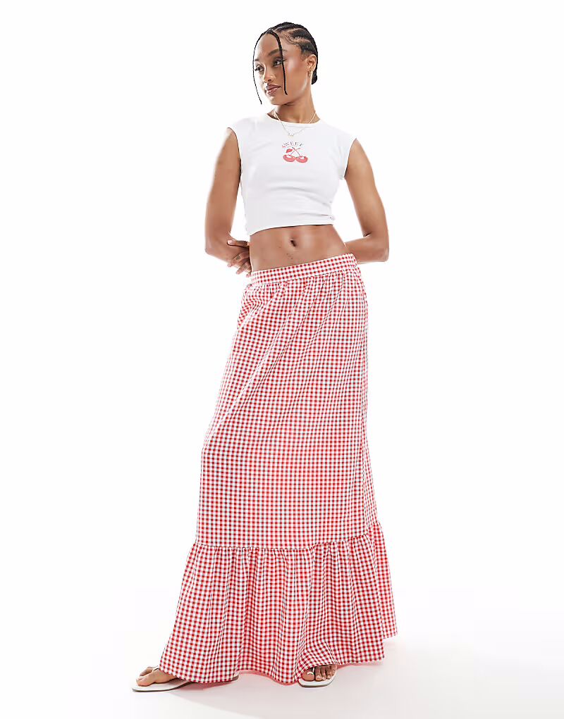 Юбка макси Vero Moda Tall с многоярусным подолом в красную клетку
Юбка макси Vero Moda Tall с многоярусным подолом в красную клетку