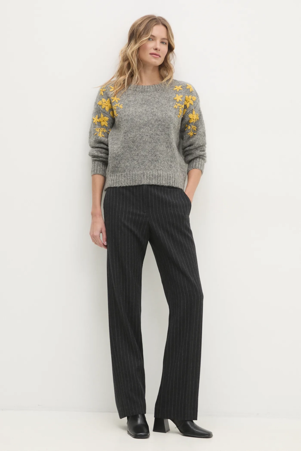 Шерстяной свитер Answear Lab, серый
Шерстяной свитер Answear Lab, серый